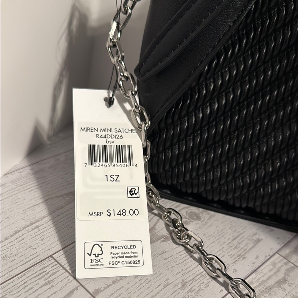 DKNY Black Quilted Shoulder Bag with Silver Chain - Picture 5 of 5